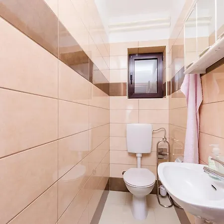 Nenad Apartment